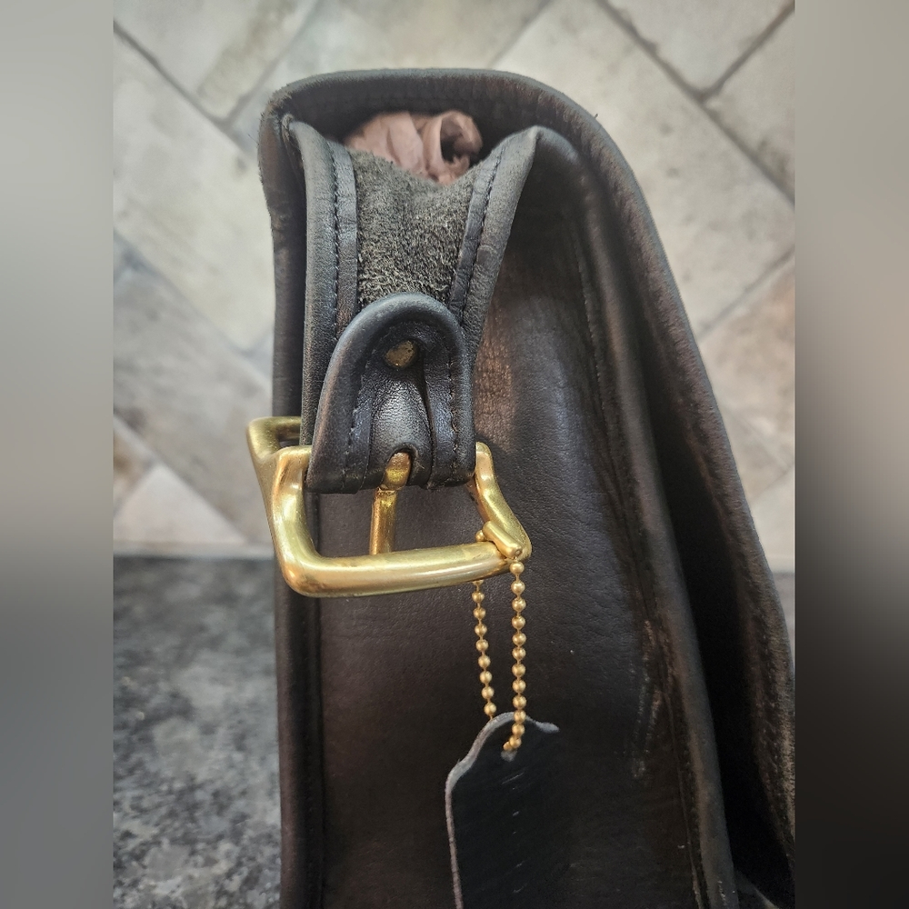 Vintage COACH Stewardess 9525 Brass Black Leather Crossbody Bag Costa Rica - Picture 6 of 16